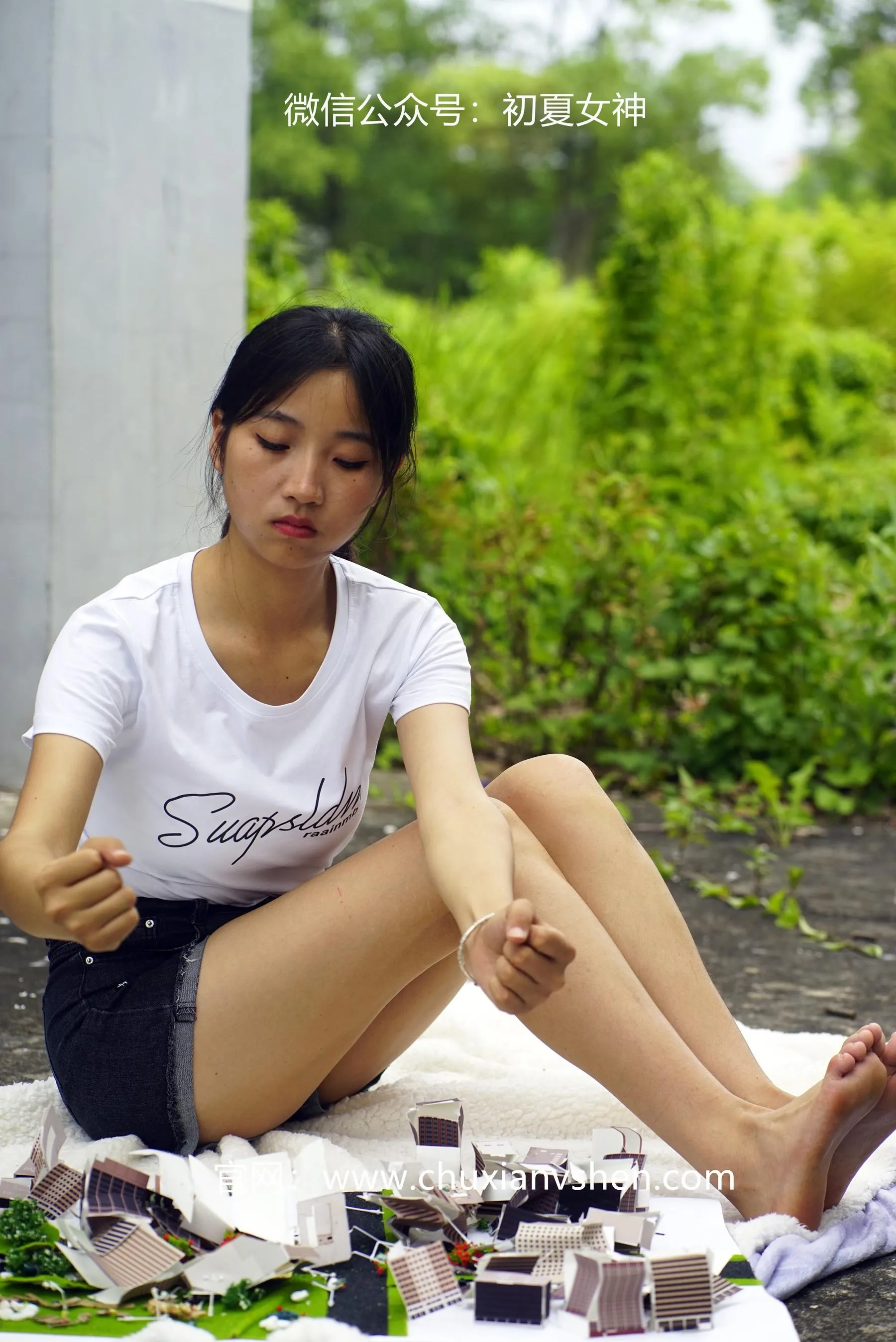 初夏女神 NO.036 点点 误入小人国 [110P]插图2